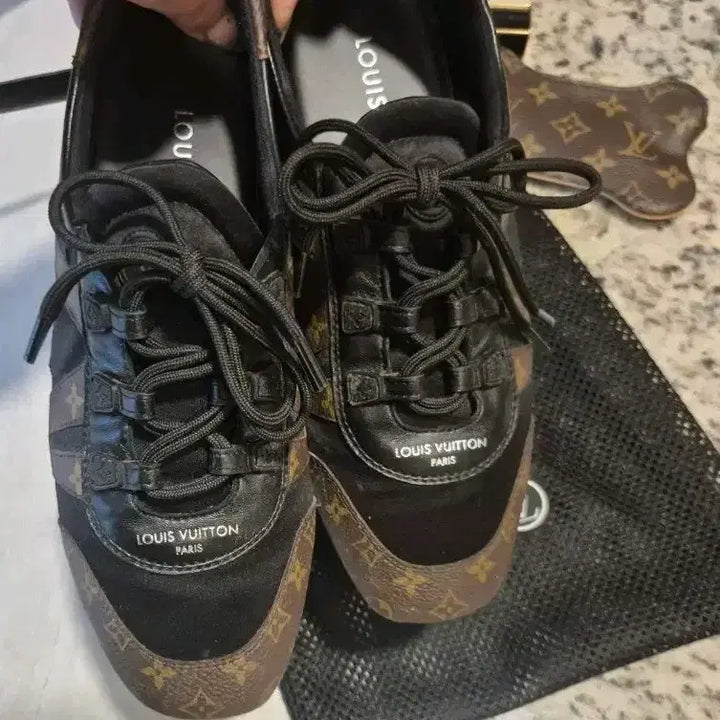 [BUNJANG] Louis Vuitton Sneaker 37 / 루이비통 스니커리나 37사이즈 공홈구매