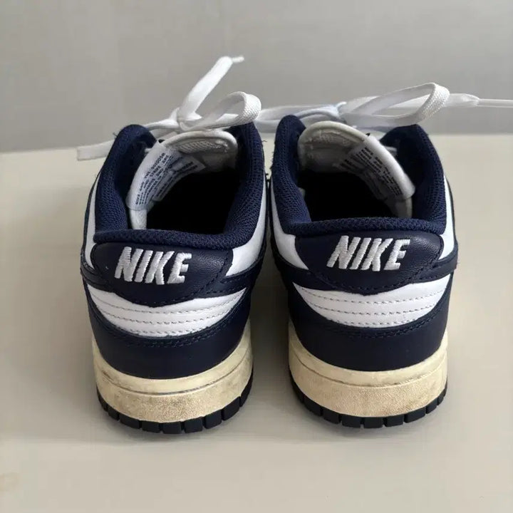 [BUNJANG] Nike Dunk Low Midnight Navy Sneakers / [정품] 나이키 덩크 로우  255