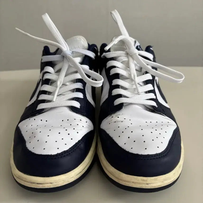 [BUNJANG] Nike Dunk Low Midnight Navy Sneakers / [정품] 나이키 덩크 로우  255