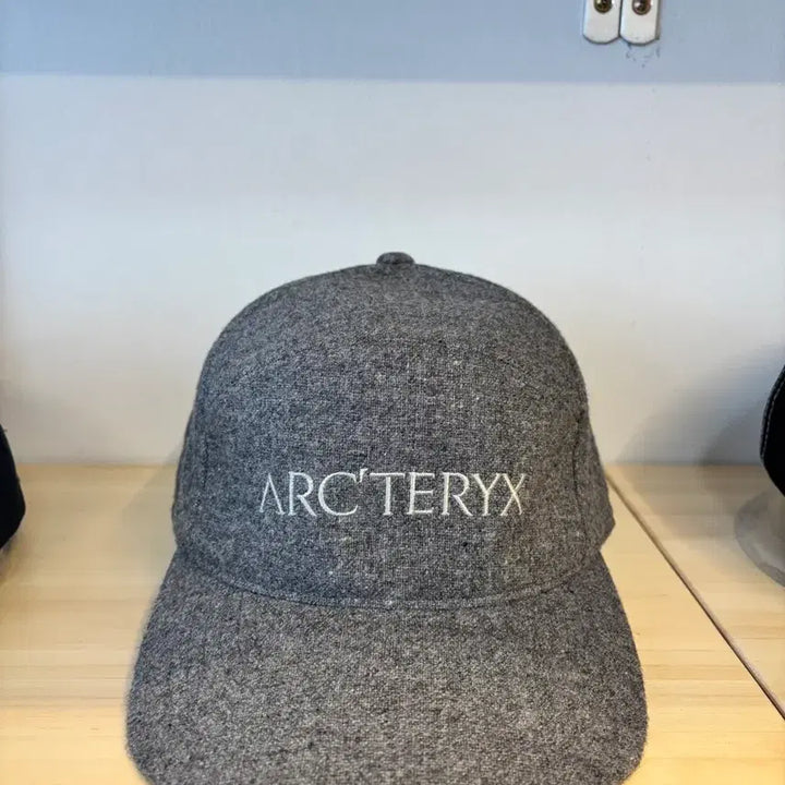 [BUNJANG] Arc'teryx Ball Cap Gray / 아크테릭스 볼캡 그레이