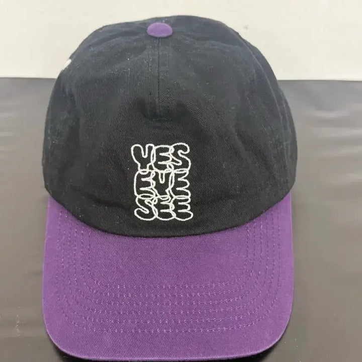 [SOLD OUT] YES EYES SEE 예스아이씨 블랙/퍼플 볼캡 os