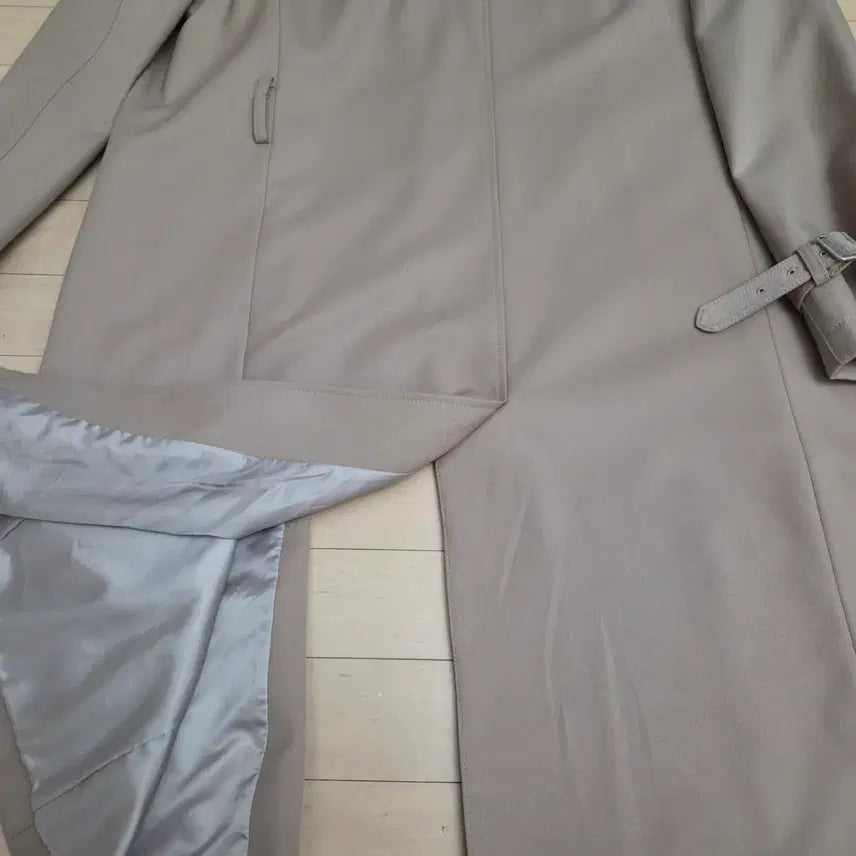 [BUNJANG] Insilence Trench Coat L / (택포)인사일런스 트렌치코트L