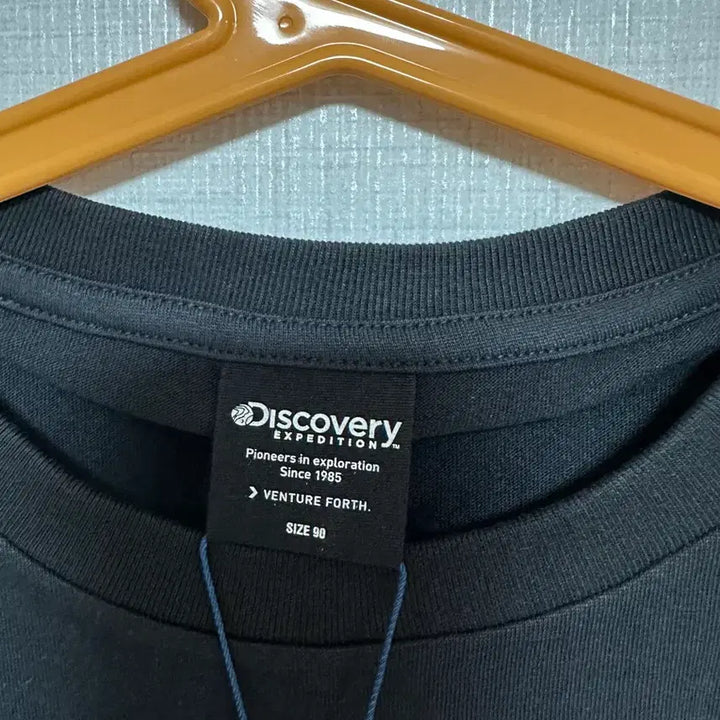 [BUNJANG] Discovery Expedition Black T-shirt / 디스커버리 익스페디션 블랙 반팔티90. 남녀공용