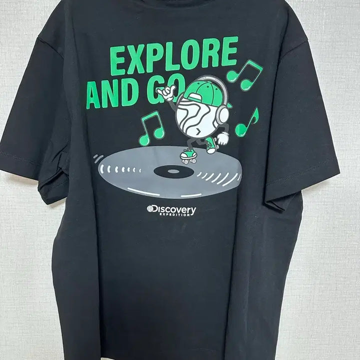 [BUNJANG] Discovery Expedition Black T-shirt / 디스커버리 익스페디션 블랙 반팔티90. 남녀공용