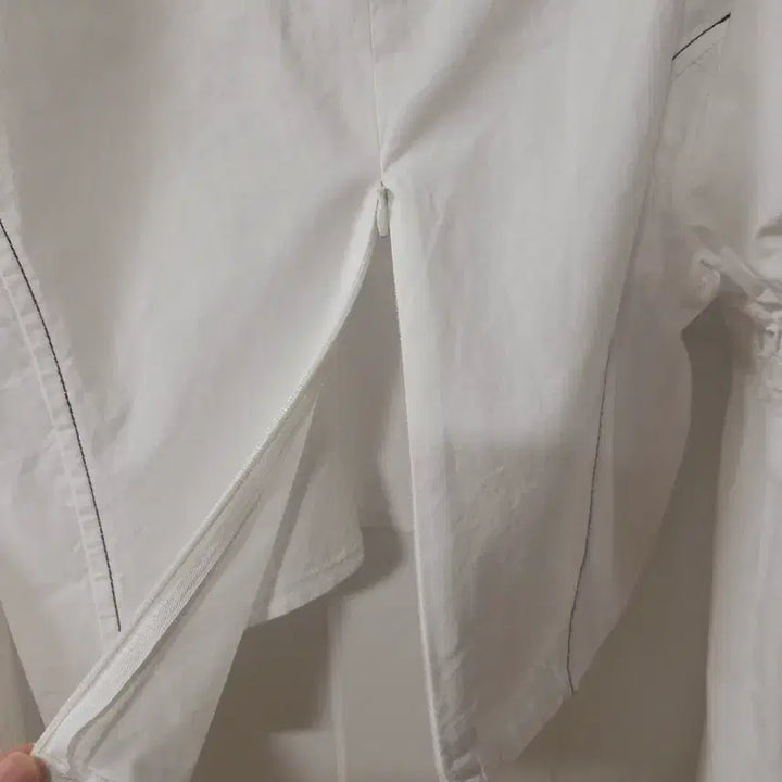 [BUNJANG] Obzest Puff Sleeve Shirred Crop Blouse / 오브제스트 퍼프 소매 셔링 크롭 블라우스