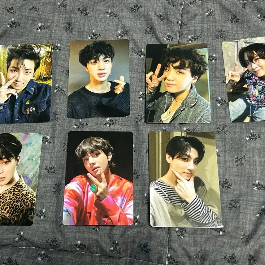 [BUNJANG] BTS ARMY Bomb Photocard Bundle Set / 방탄소년단 BTS 아미밤 포토카드 일괄