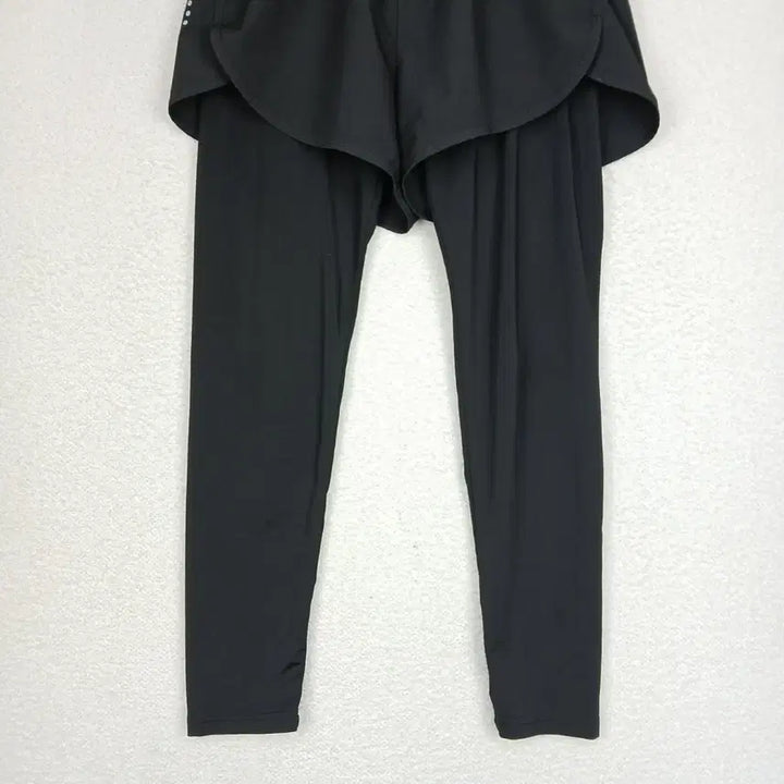 [BUNJANG] Black Shorts Leggings (XL) / 여성 블랙 숏츠 레깅스 일체형(XL)