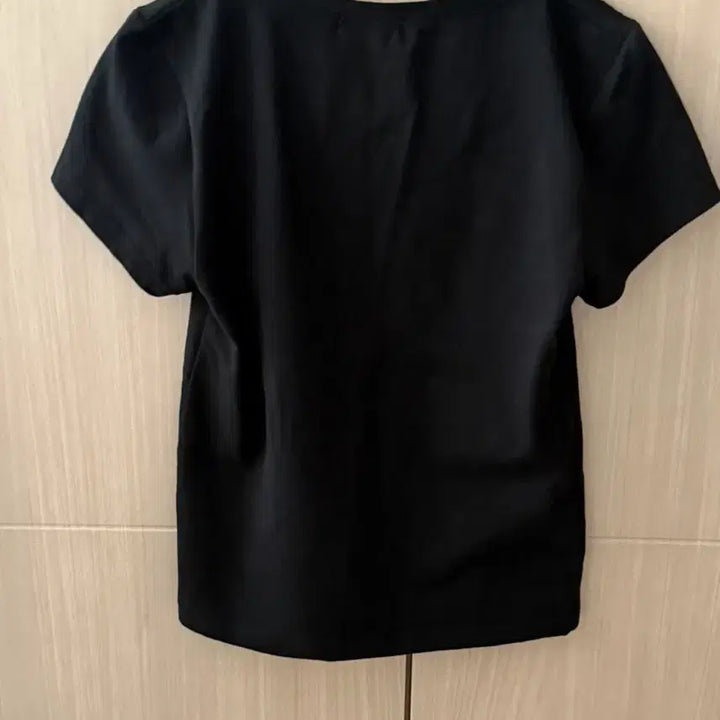 [BUNJANG] As On U Neck Tee Black / 애즈온 U NECK TEE, black