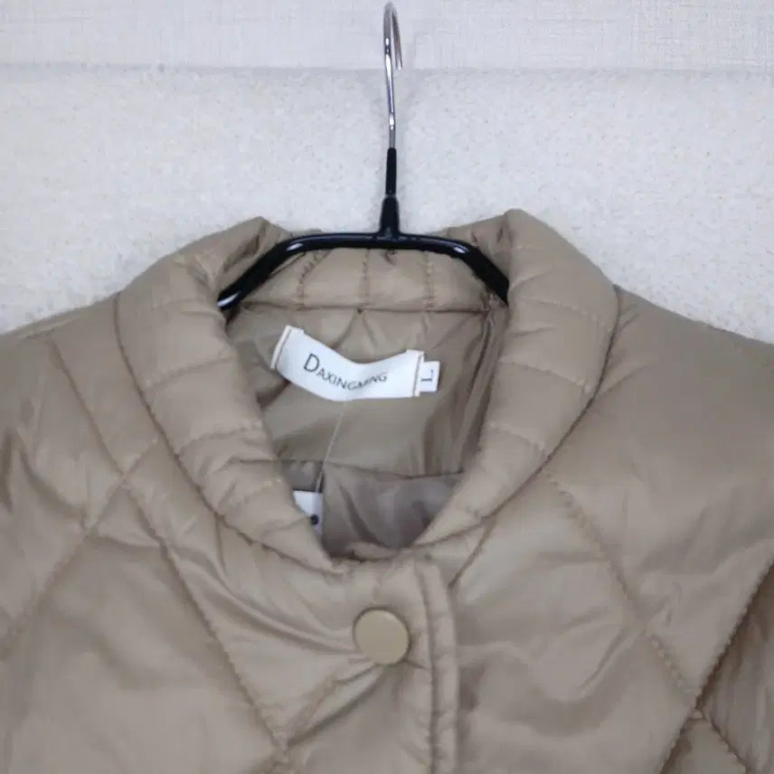 [BUNJANG] Women's Lightweight Short Padded Jacket (XS) / (새상품) 여성 경량 숏패딩 자켓(XS)