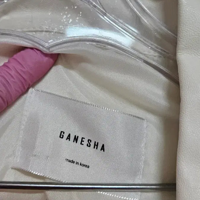 [BUNJANG] White Faux Fur Rider Jacket / 화이트 퍼 라이더 자켓free