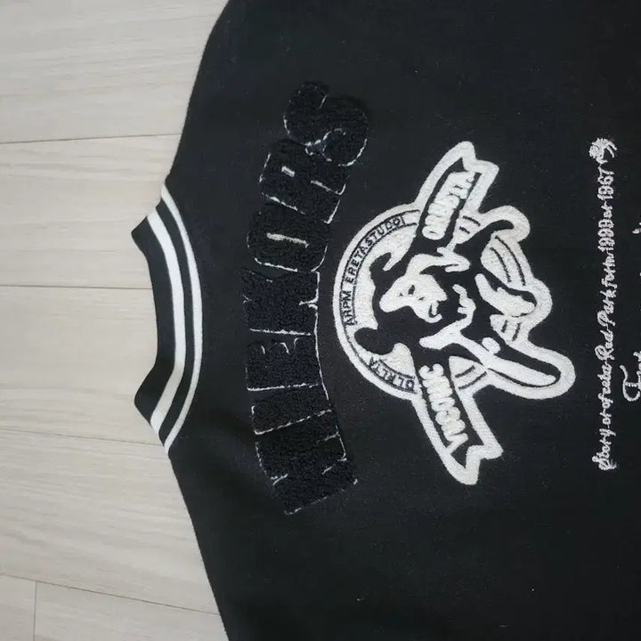 [BUNJANG] Varsity Jacket / 바시티 자켓