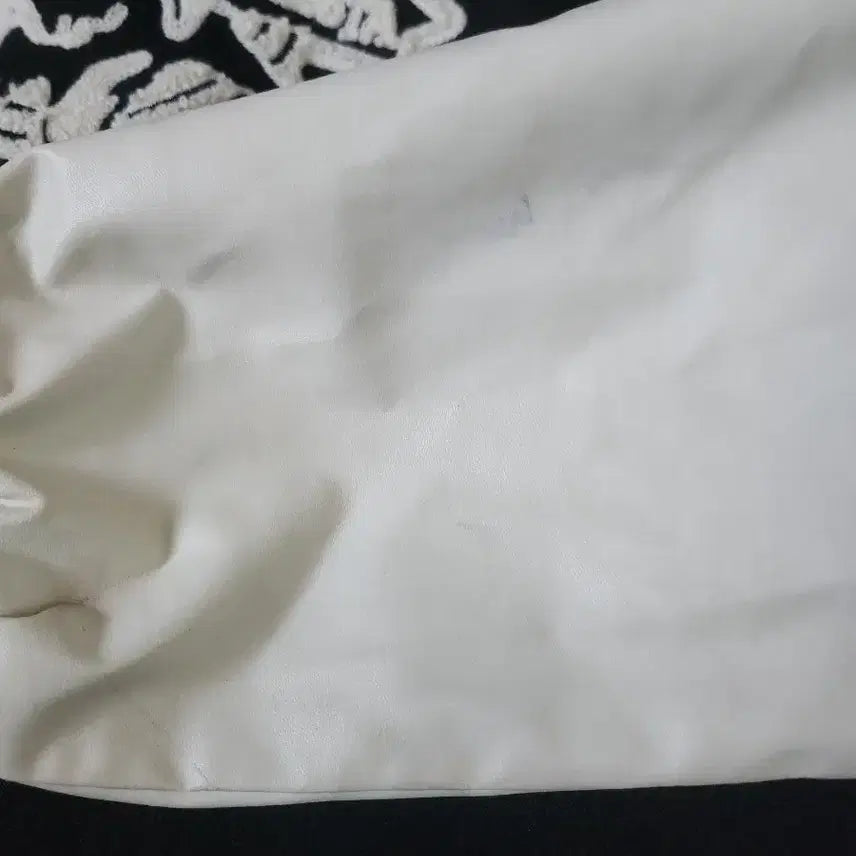 [BUNJANG] Varsity Jacket / 바시티 자켓