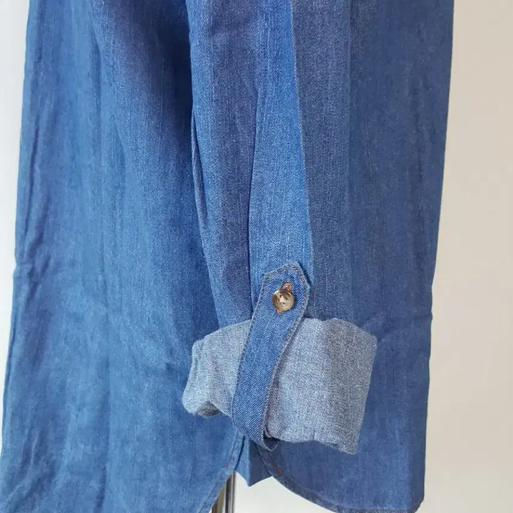 [BUNJANG] Urban Outfitters Denim Shirt / 영국매장 얼반아웃피터즈 데님셔츠 청남방 새상품 오버핏 여성용