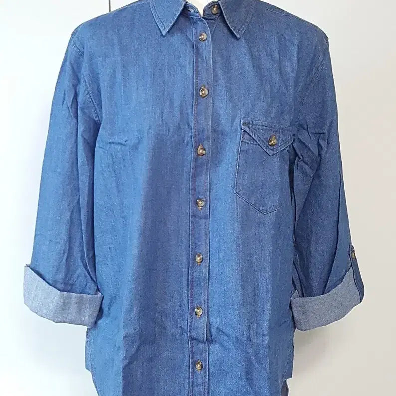 [BUNJANG] Urban Outfitters Denim Shirt / 영국매장 얼반아웃피터즈 데님셔츠 청남방 새상품 오버핏 여성용