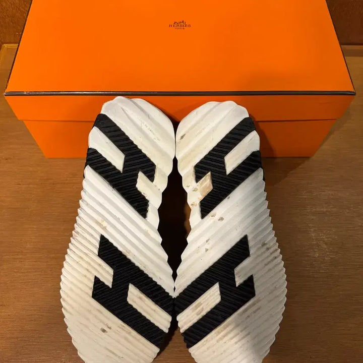 [BUNJANG] Hermes Bouncing Sneakers / 37/240)에르메스 바운싱 스니커즈
