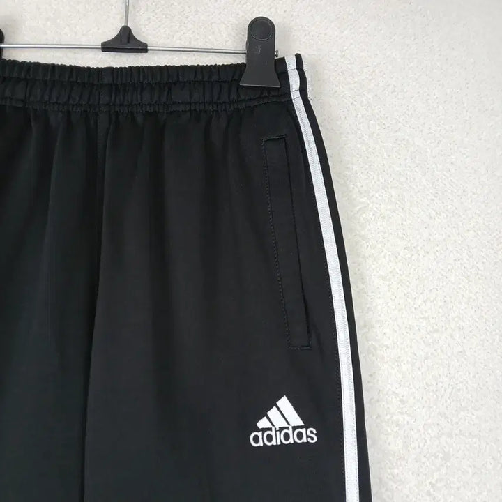 [BUNJANG] Adidas Men's Three-Stripe Training Pants (Black, L) / 아디다스 남성 삼선 트레이닝 바지 블랙(L)