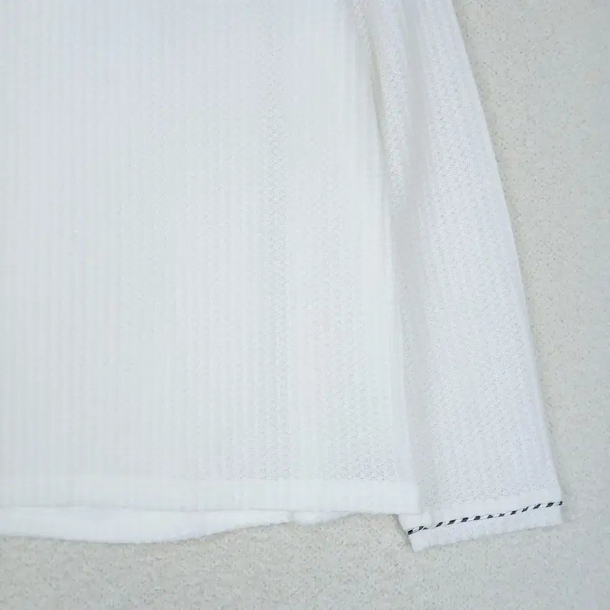 [BUNJANG] Onew Floral Knit Long Sleeve Shirt (Size 90) / ONYOU 여성  플라워 장식 니트 긴팔 티셔츠(90)