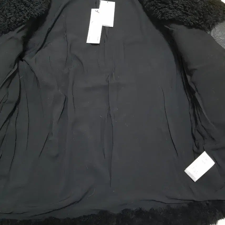 [SOLD OUT] 정가399만원 이로 iro 여성 양가죽 100% 시어링 무스탕(새상품)