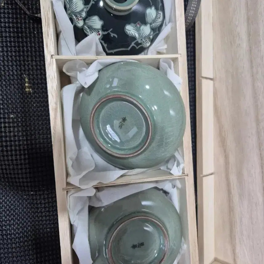 [BUNJANG] Hyewha Ceramic Hyun Gok Choi Kyung Ok Celadon Porcelain 5-Piece Set / 혜화도예 현곡 최경옥 행꼬병 5점 팝니다!