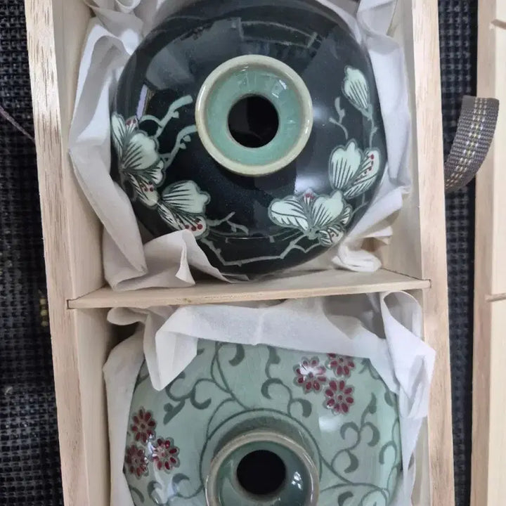 [BUNJANG] Hyewha Ceramic Hyun Gok Choi Kyung Ok Celadon Porcelain 5-Piece Set / 혜화도예 현곡 최경옥 행꼬병 5점 팝니다!