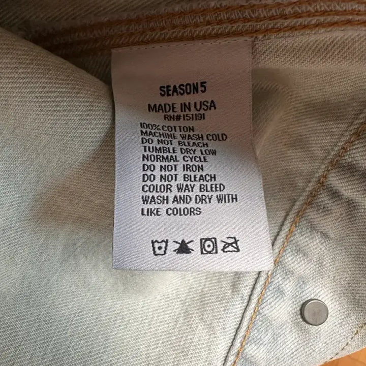 [BUNJANG] IZ*ONE Season 5 Work Denim Jacket / 이지 시즌 5 워크 데님 자켓