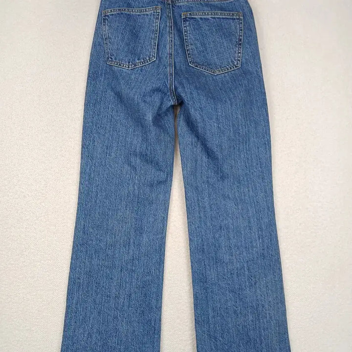 [BUNJANG] 8 Seconds Women's Cutout Bootcut Jeans (XS-S) / 8세컨즈 여성 컷아웃 부츠컷 청바지(XS~S)