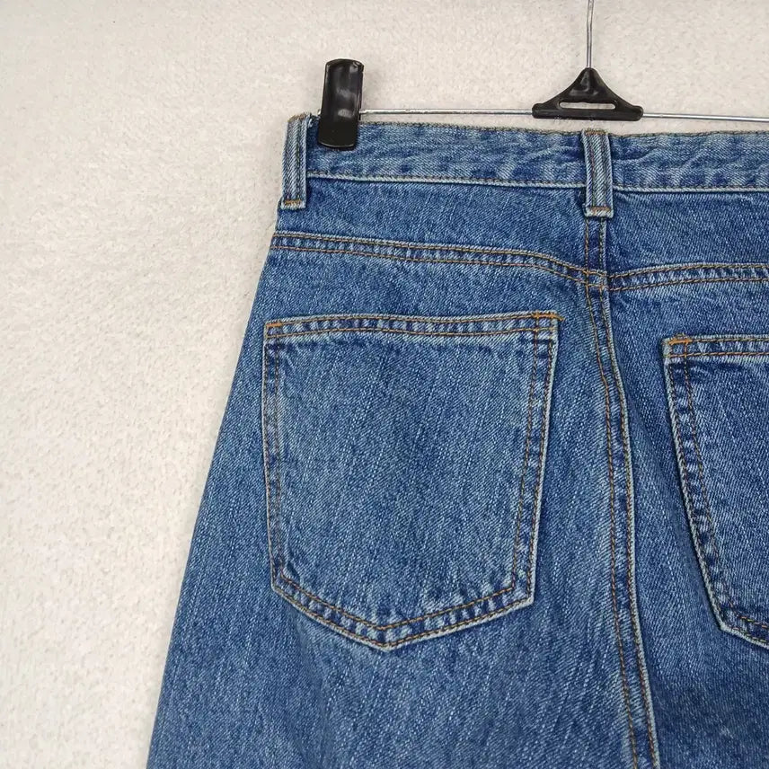 [BUNJANG] 8 Seconds Women's Cutout Bootcut Jeans (XS-S) / 8세컨즈 여성 컷아웃 부츠컷 청바지(XS~S)