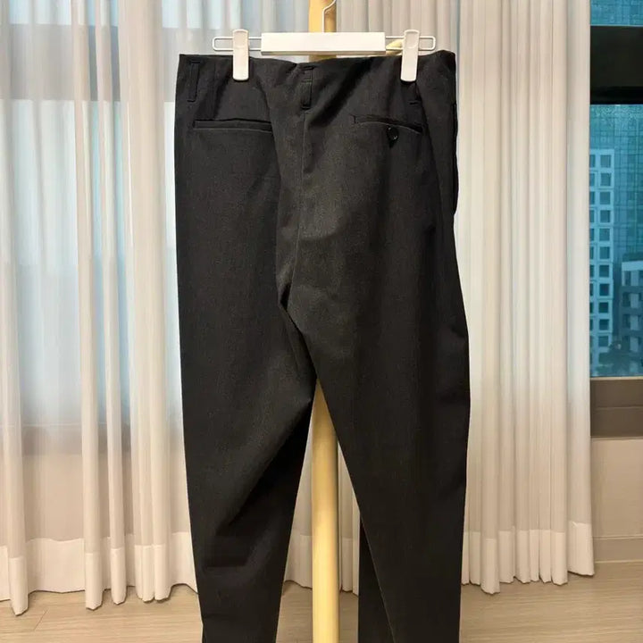 [BUNJANG] Ooparts Charcoal Slacks / Ooparts 오파츠 차콜 슬랙스