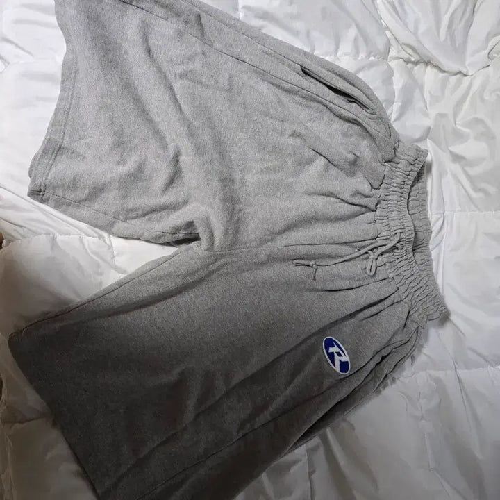 [BUNJANG] Leepsym Super Wide Long Bermuda Pants Gray / 렙시멈 슈퍼 와이드 롱 버뮤다 팬츠 그레이