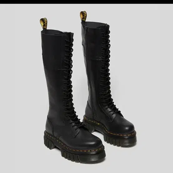 [BUNJANG] Dr. Martens Odric Boots / 닥터마틴 오드릭 20i 부츠