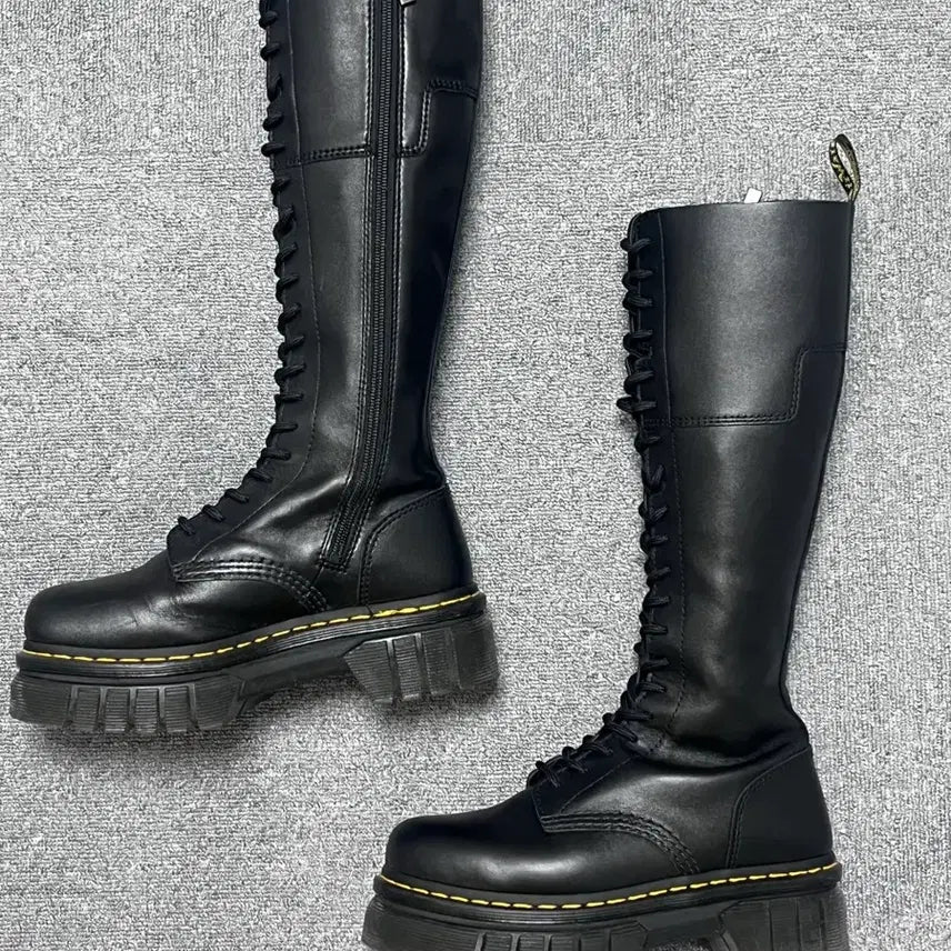 [BUNJANG] Dr. Martens Odric Boots / 닥터마틴 오드릭 20i 부츠