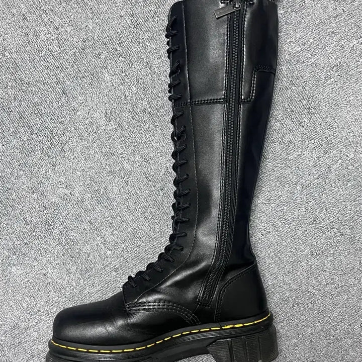 [BUNJANG] Dr. Martens Odric Boots / 닥터마틴 오드릭 20i 부츠