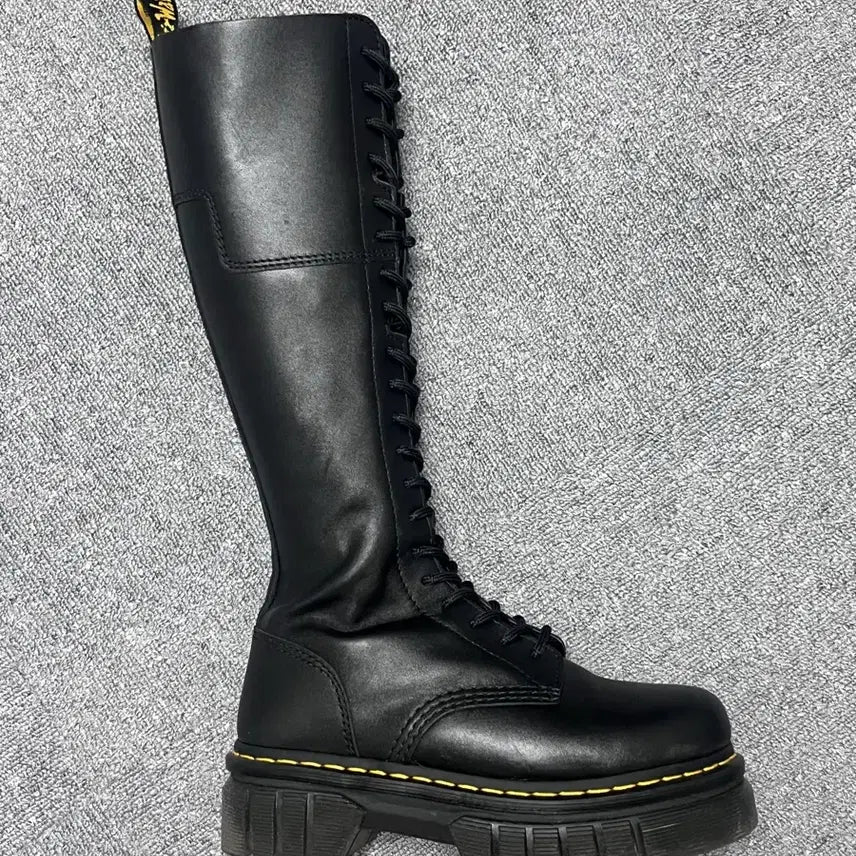 [BUNJANG] Dr. Martens Odric Boots / 닥터마틴 오드릭 20i 부츠