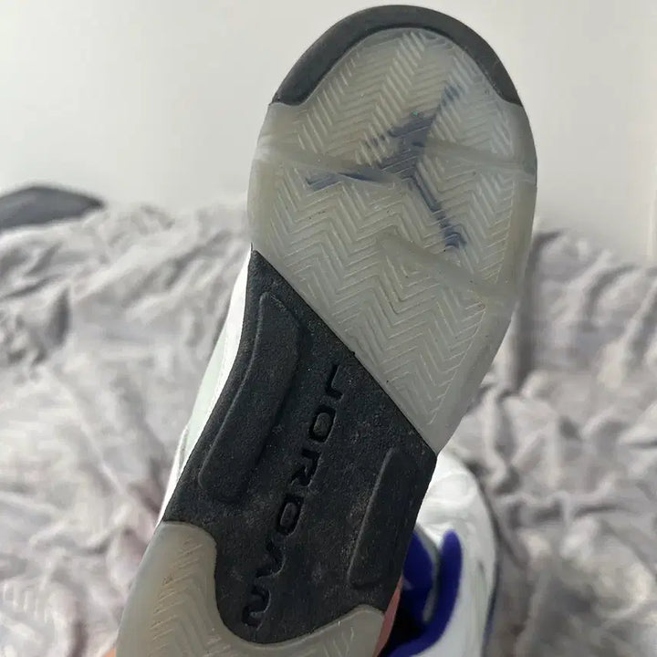 [BUNJANG] Nike Air Jordan 5 White/Purple Sneakers 240mm / 나이키 에어 조던 5 화이트/퍼플 운동화 240mm