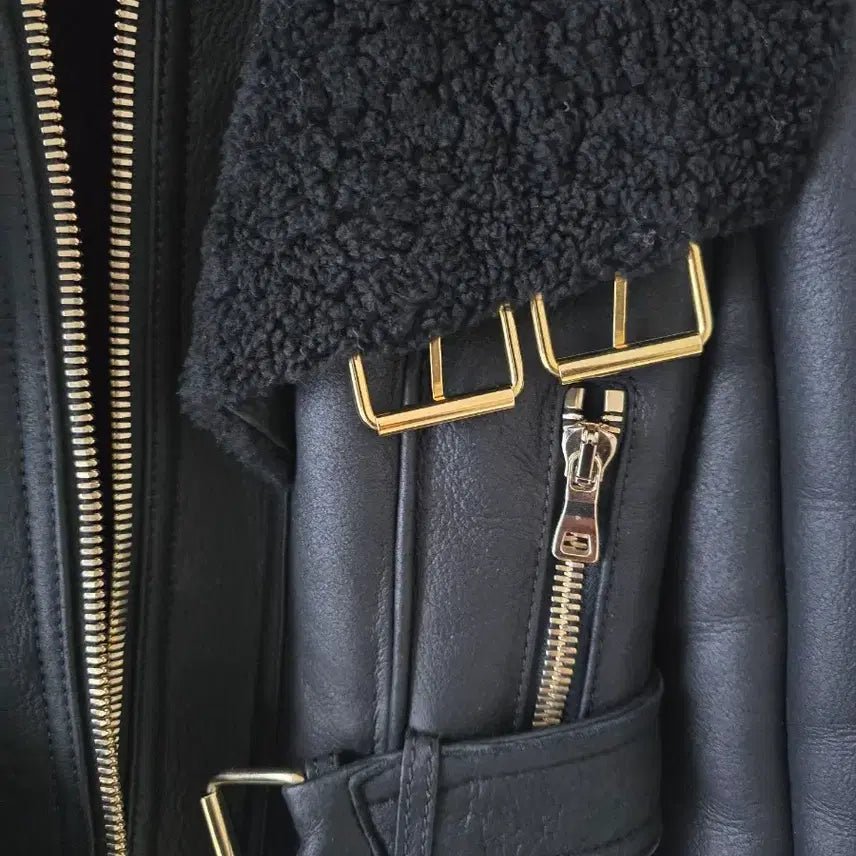 [BUNJANG] Balmain Lambskin Mouton Jacket (44) / 헐값처분ㅠ(여성용)  발망 양가죽 무스탕 44사이즈