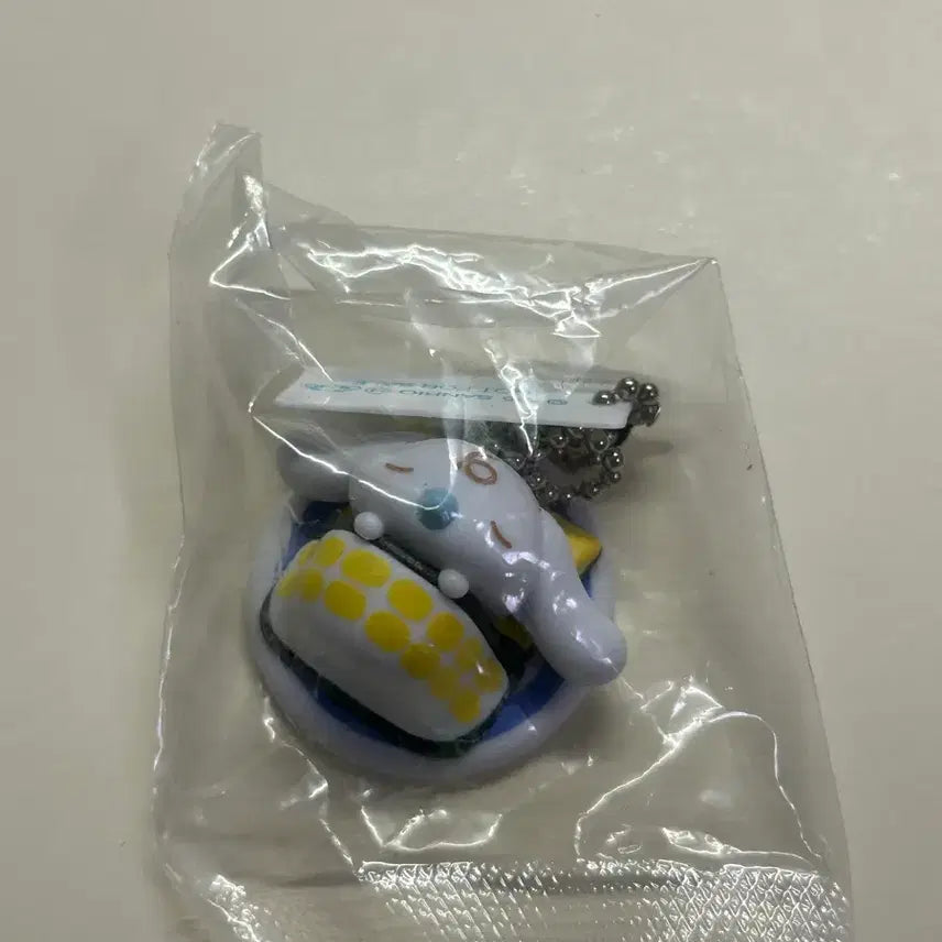 [BUNJANG] Kura Sushi Cinnamoroll Milk Figure / 쿠라스시 시나모롤 밀크 가챠