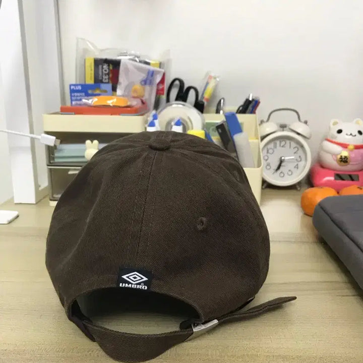 [BUNJANG] Umbro Essential Washing Ball Cap Brown / 엄브로 워싱 에센셜 볼캡 브라운
