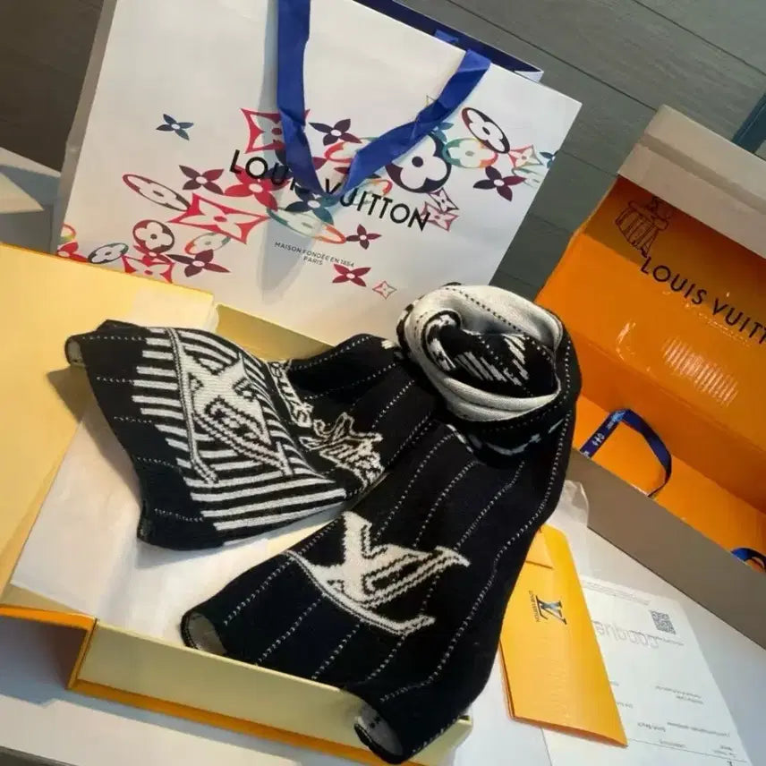 [BUNJANG] Louis Vuitton Scarf / 루이비통 스카프