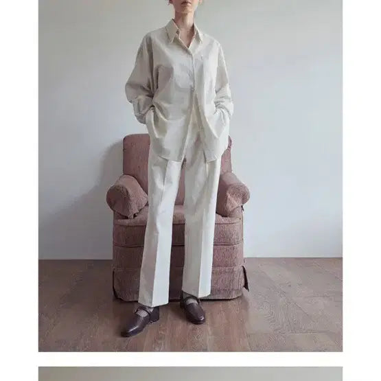 [BUNJANG] LOEIL Pinstuck Semi Wide Cotton Pants / [새상품] LOEIL 로에일 핀턱 세미 와이드 코튼 팬츠 크림 S사이즈