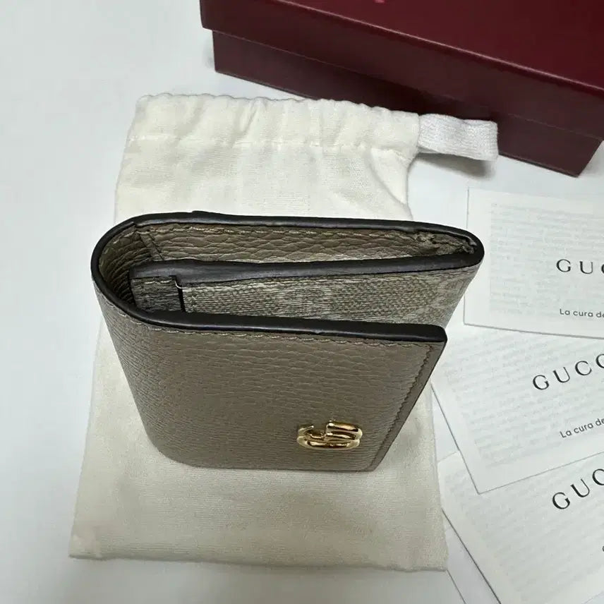 [BUNJANG] Gucci GG Marmont Card Case / [구찌] GG 마몽 바이컬러 카드 케이스 ss새상품급