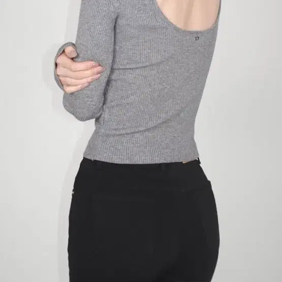 [BUNJANG] Pale Jade Ribbed Long Sleeve Shirt - Gray / 페일제이드 골지 긴팔티 / 그레이