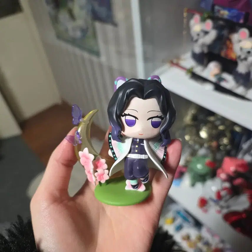[BUNJANG] Demon Slayer Shinobu Pop Mart Figure / 귀멸의칼날 시노부 팝마트 정품