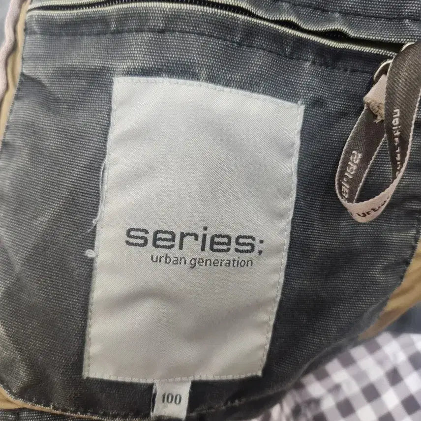 [BUNJANG] Series Padded Vest / 시리즈 패딩 베스트