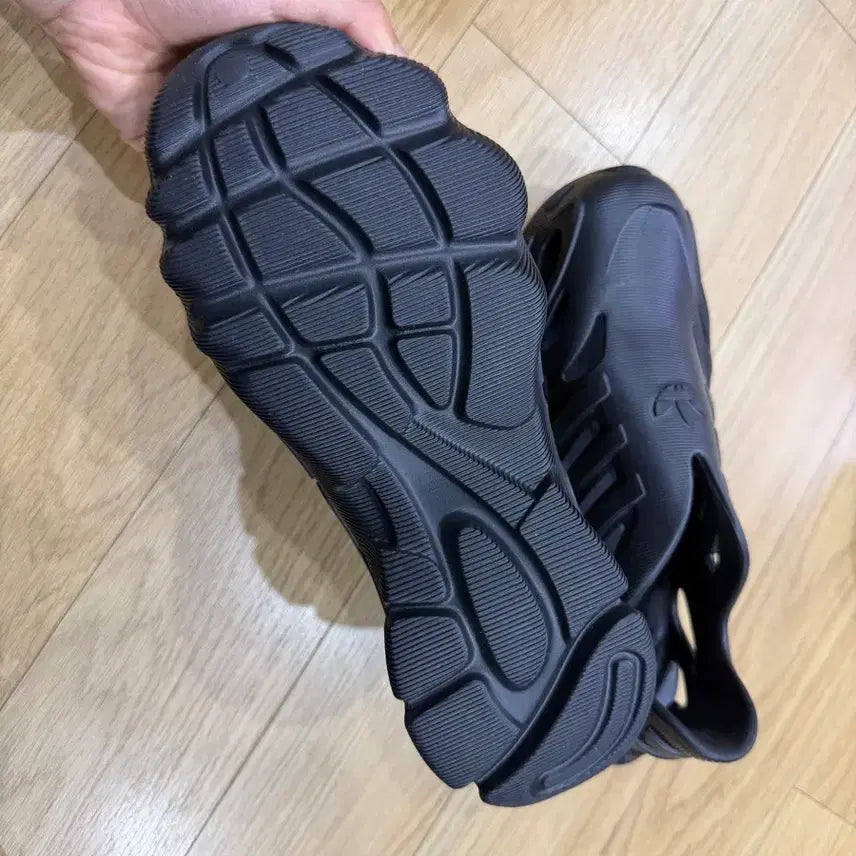 [BUNJANG] Adidas Adiform Supernova Black 235mm / 아디다스 아디폼 슈퍼노바 블랙 235mm (새상품)