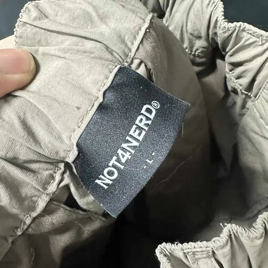 [BUNJANG] Not4nerd Khaki Nylon Cargo Pants / 낫포너드 카키 나일론 카고 팬츠