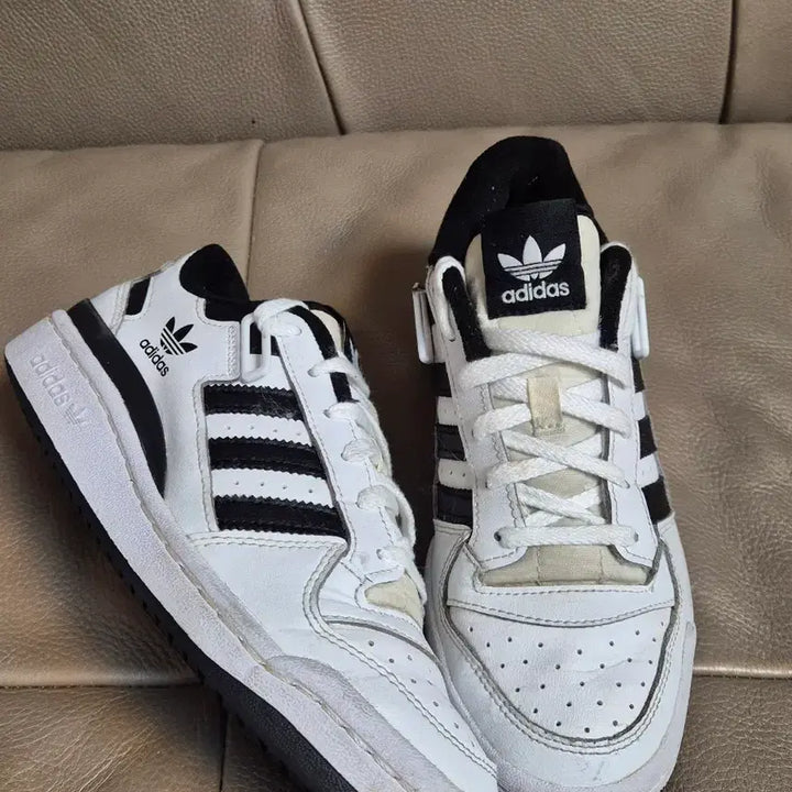 [BUNJANG] Adidas Forum Low CL Women's Shoes / 아디다스 포럼 로우 CL  여자 235