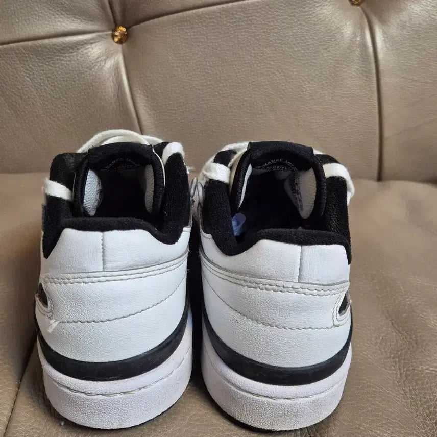 [BUNJANG] Adidas Forum Low CL Women's Shoes / 아디다스 포럼 로우 CL  여자 235