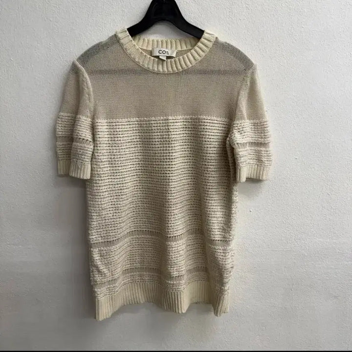 [BUNJANG] COS Ivory Knit Top M / COS 코스 반팔 니트 아이보리 M