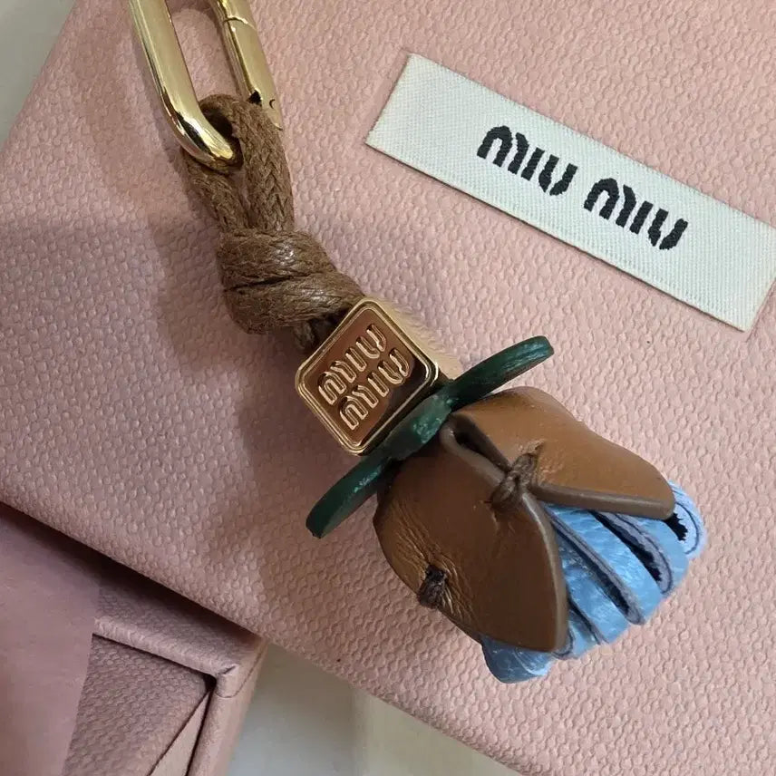 [BUNJANG] Miu Miu Keyring / 미우미우 키링 정품