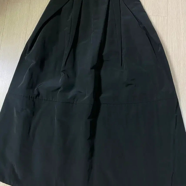 [BUNJANG] Eunoia Padded Skirt / 유노이아 패딩스커트